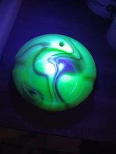 Antique URANIUM Slag Glow Marble Glass ASHTRAY UV Ashtray Man Cave Must Akro Vit