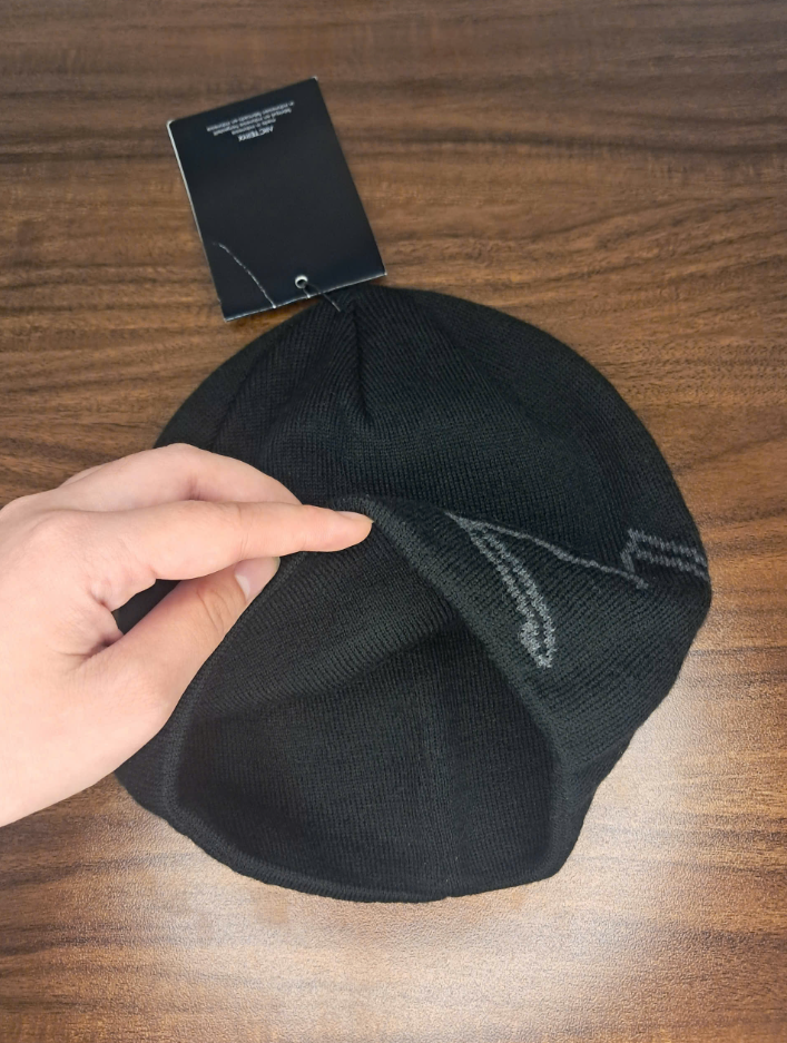 ARC'TERYX 黒 ビーニー Arc'teryx Black Beanie Bird Head Toque – NWT Merino Wool Winter