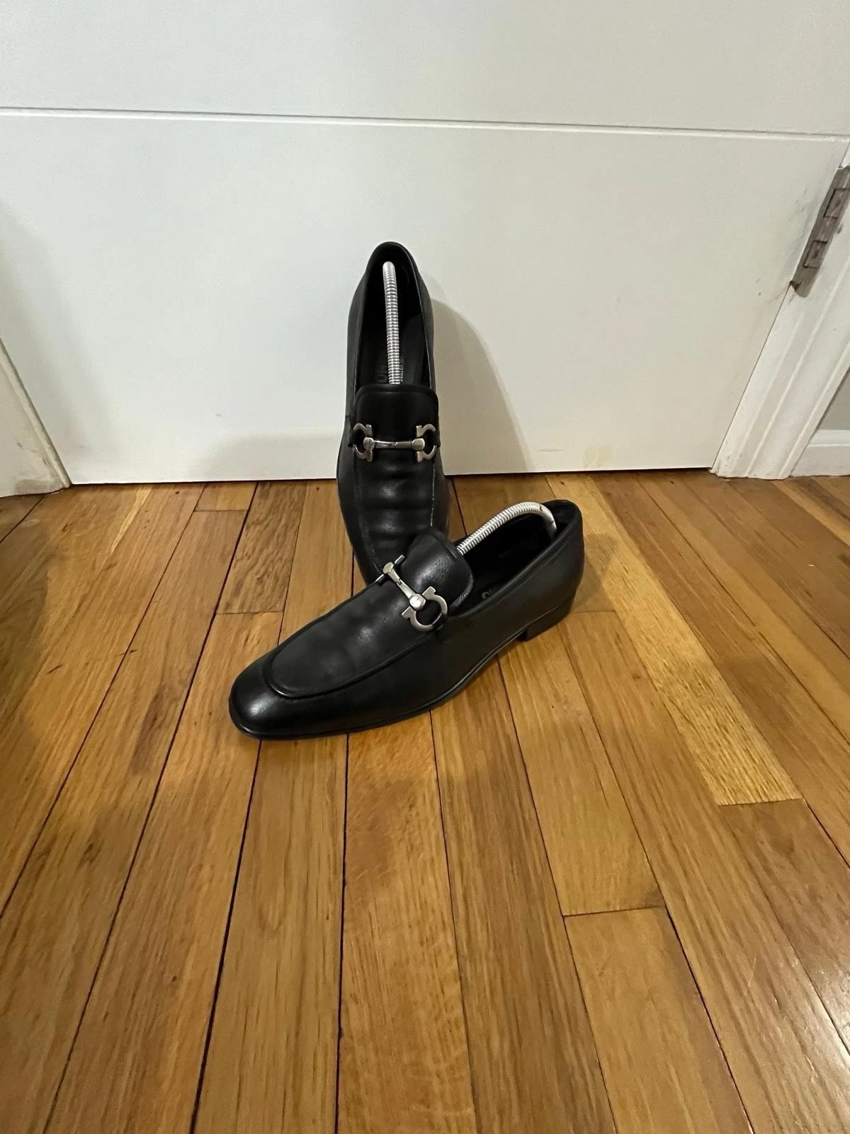 Ferragamo — Salvatore Ferragamo Gancini Bit Pebbled Leather Loafers Black Shoes Size 8 $795