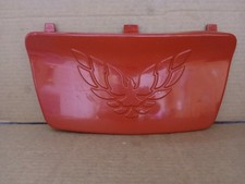 1998-2002 Oem Pontiac Firebird Trans Am Front Bumper License Plate Cover Red