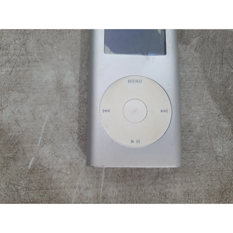 Apple iPod Mini (1st-Gen) A1051 MP3 Media Player Silver 1.67" Display For Parts - Image 3 of 4