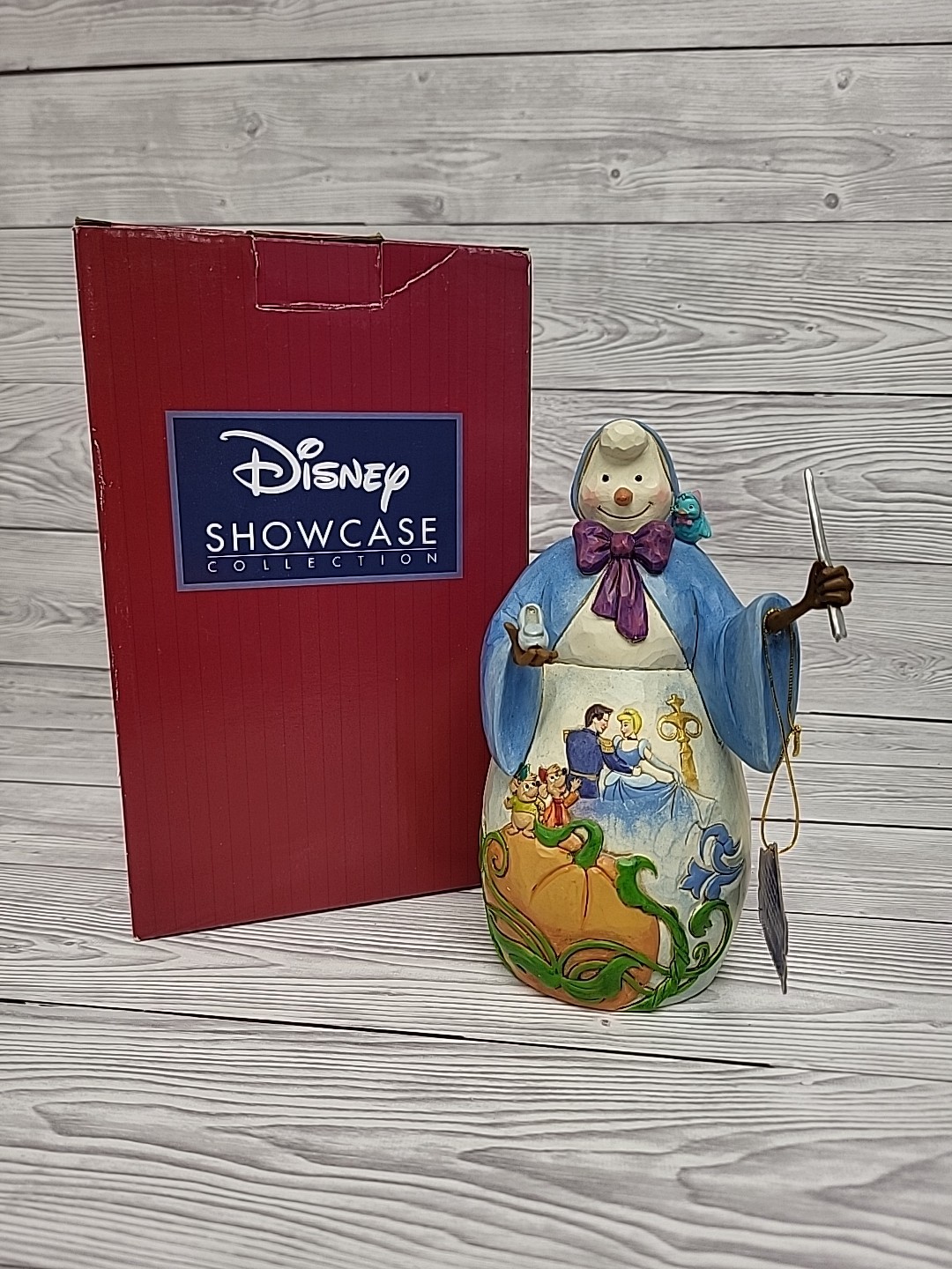 Figura de Cenicienta 'Bibbidi Bobbidi Yule' de Disney Traditions Navidad Enesco.PBF
