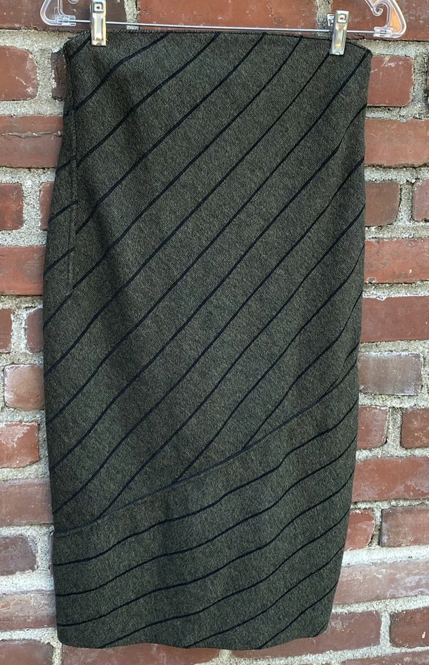 Azzedine Alaia Wool Knit Asymmetric Classic Pencil Skirt Made in Italy EUC Med - Image 4 of 4