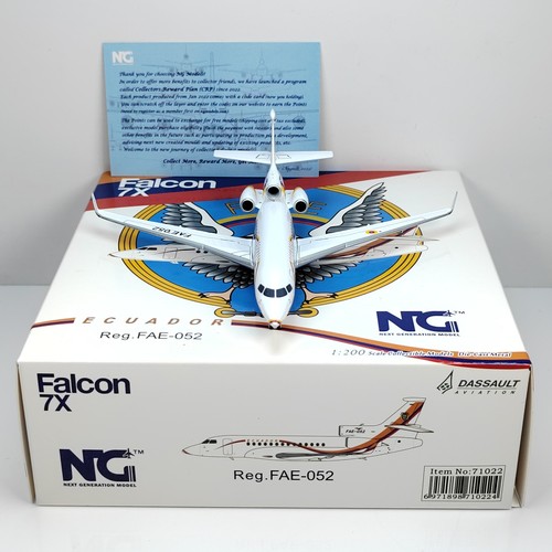 1:200 NG Model ECUADOR Falcon 7x Passenger Airplane Diecast Aircraft Model - Picture 4 of 8