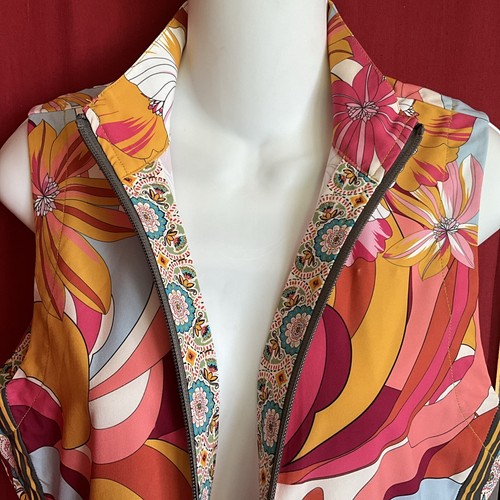 NWOT Johnny Was Bee Active Rachel May Zip Vest SMALL - Picture 7 of 11