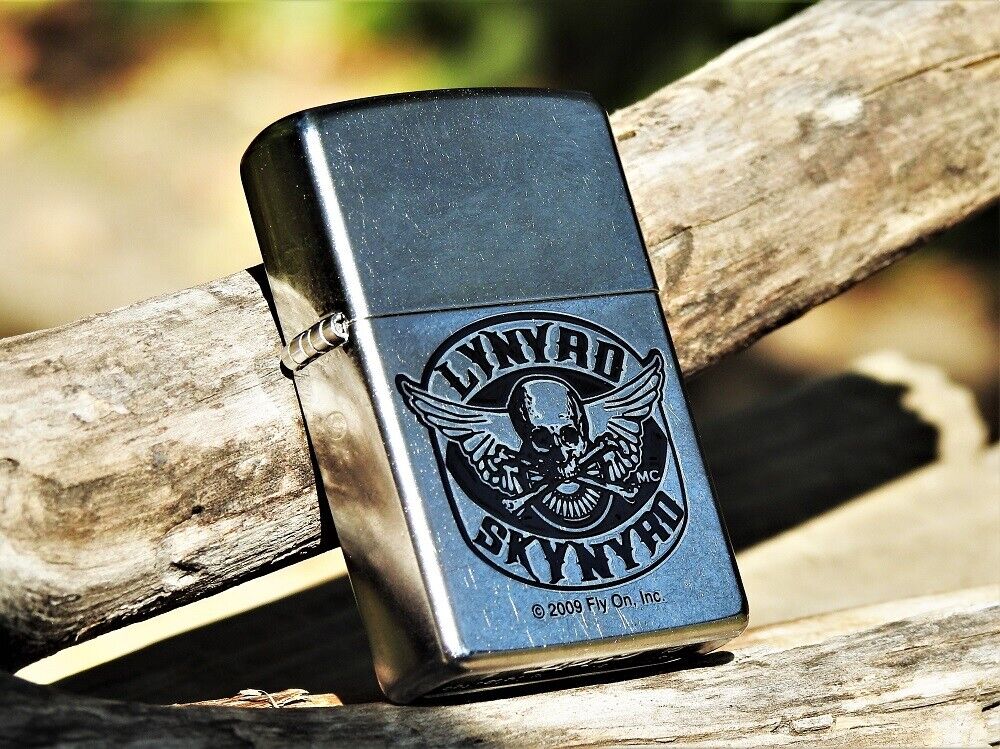 Lynyrd Skynyrd Zippo Lighter - Skull Logo - Ronnie Van Zant Lynyrd Skynyrd Zippo Lighter - Skull Logo - Ronnie Van Zant