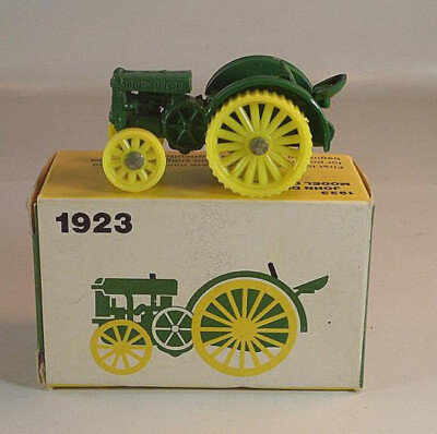 Ertl 1/64 Nr.563 Traktor John Deere Model D 1923 Farm Trecker Schlepper OVP #579