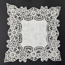Linen Battenberg Lace Centerpiece Doily Embroidery Shabby Decor Cottage Core Vtg