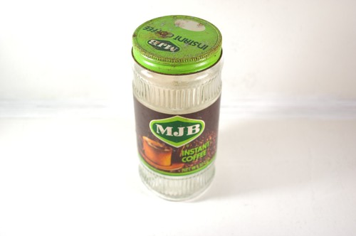 Vintage MJB Instant Coffee Jar Circa 1977 With Paper Label Some Rust on Lid - Picture 2 of 11