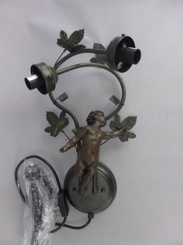 PRIX SACRIFIE POUR CETTE BELLE APPLIQUE ANGE 2 LUMIERES EN RESINE ET METAL - Picture 3 of 10