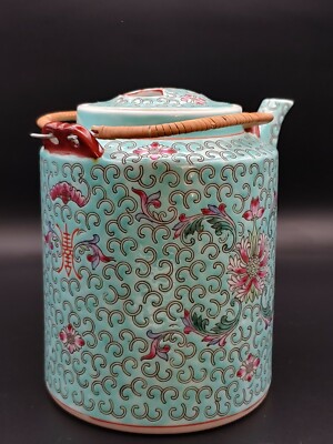 景德镇十大瓷厂绿松石地粉彩茶壶杯Group Chinese Famille Rose Art