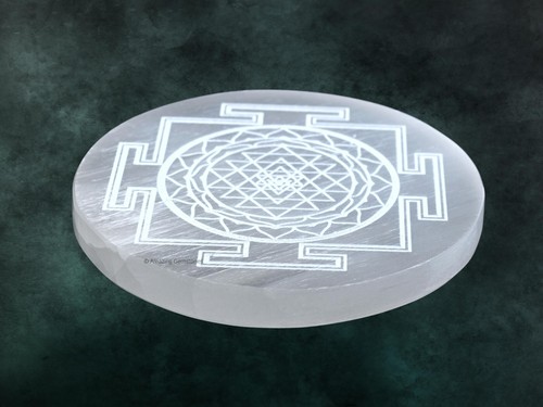 Placa de carga de selenita para cristales - Sri Yantra (4 pulgadas) - Imagen 3 de 6