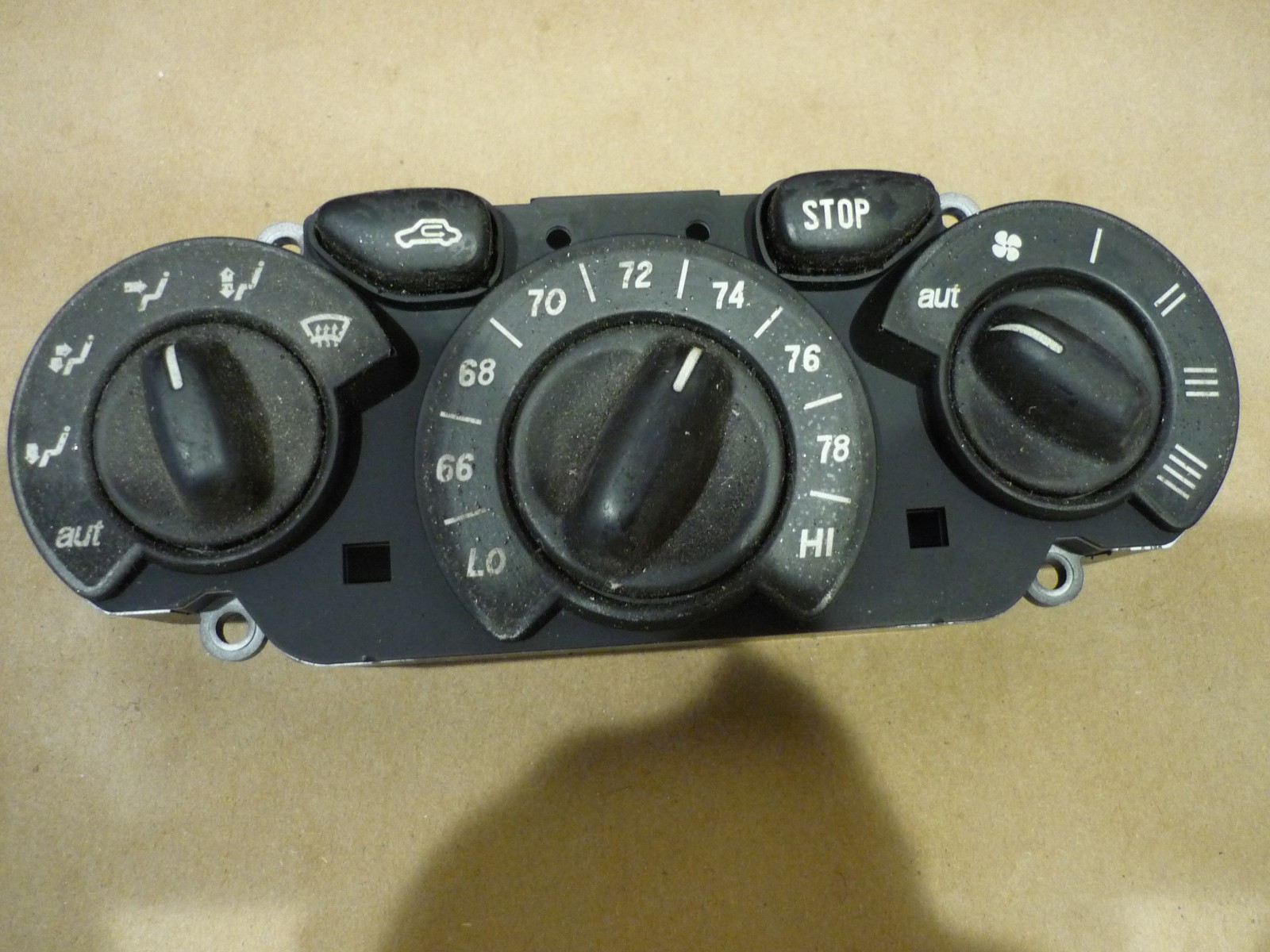 Ferrari 360  - AC Control Unit  Fahrenheit - P/N 65803000