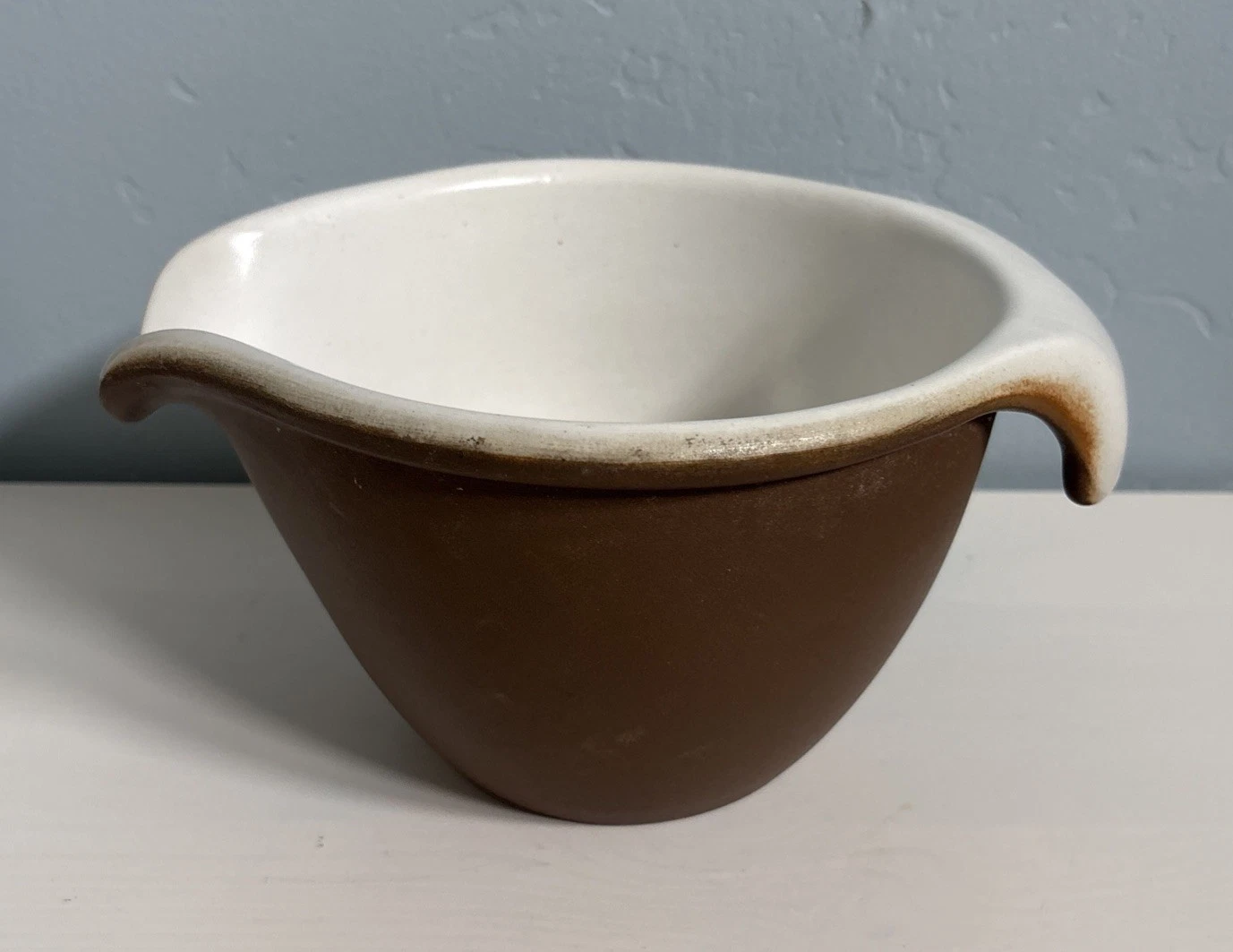 Bennington Potters Mixing Bowl #1880 Brown White Pour Batter Pottery Vintage