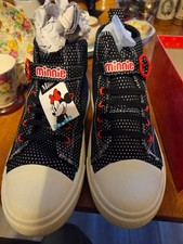 Disney Minnie Mouse Girls size 2 sneakers new in box
