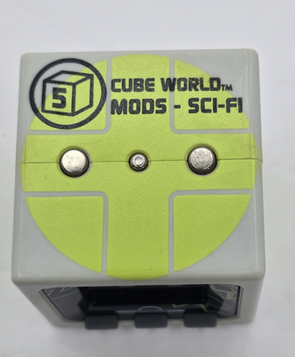 Radica Cube World-Lot Of 3-Cube World-Dash-Handy-2005-Sci Fi Mods