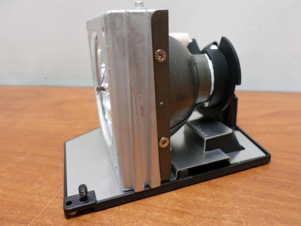 SP.80N01.001 Optoma EP739X Projector Lamp with Module - Image 3 of 4