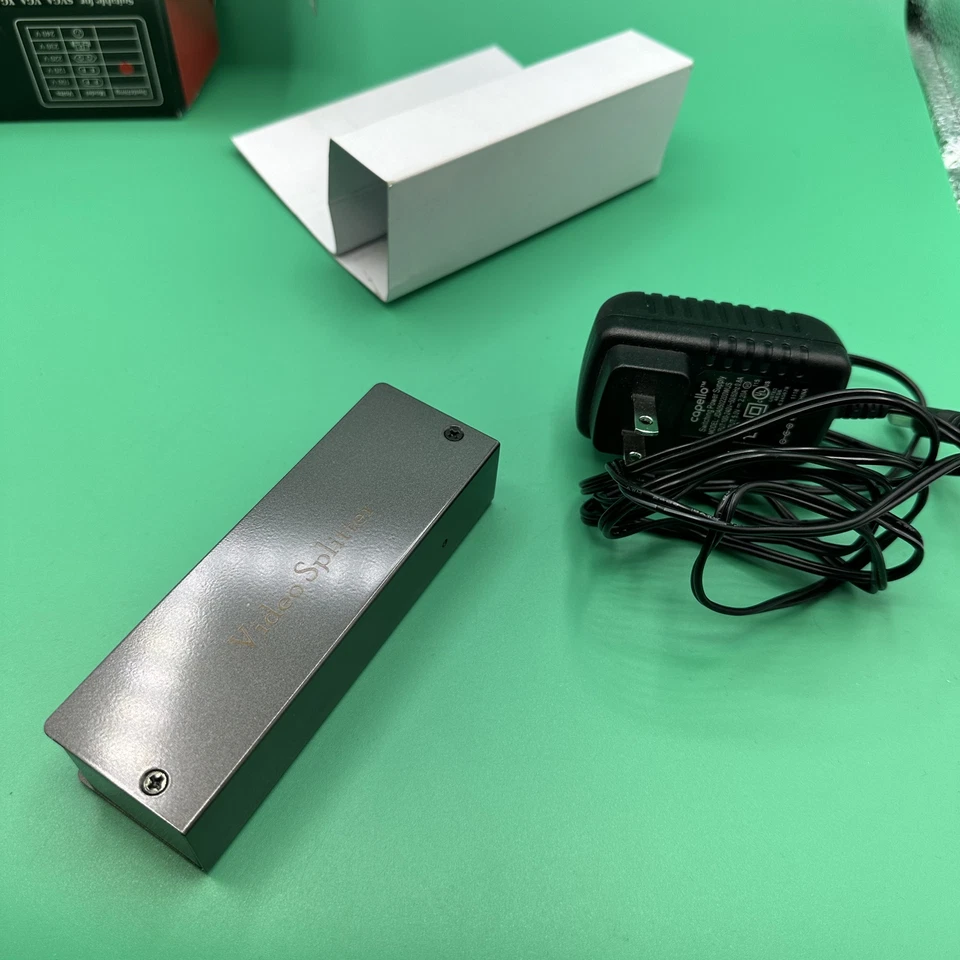 1x2 2 Port VGA HD15 Video Splitter PC Laptop to TV LCD Monitor Display 450MHz - Image 4 of 4