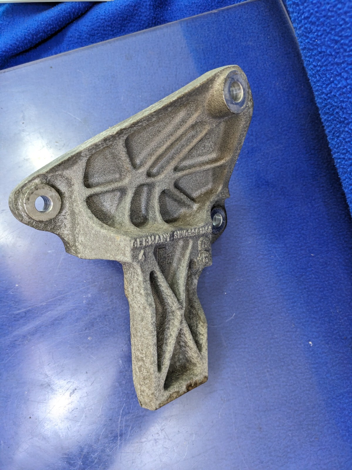 transmission mount bracket Bentley Continental Gt 6.0 W12 Holder Gear Right