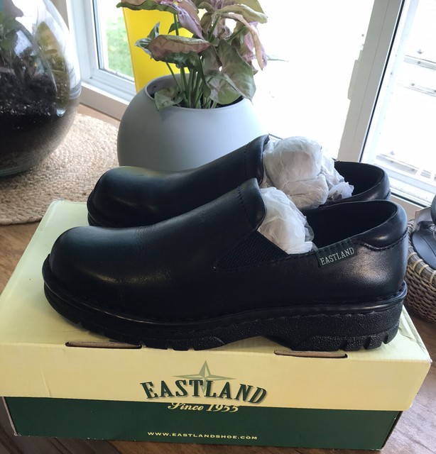 eastland newport women's slip on shoes