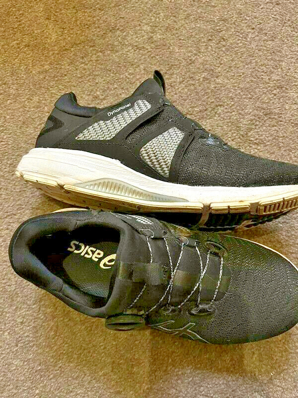 ASICS Women Performance Dynamis Running Shoe t76DN Size Super - Main Image