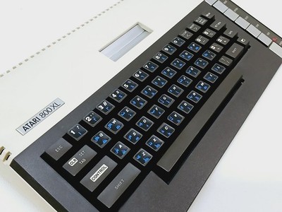 Atari 800XL Vintage Home Computer Retro System. Read Description Please