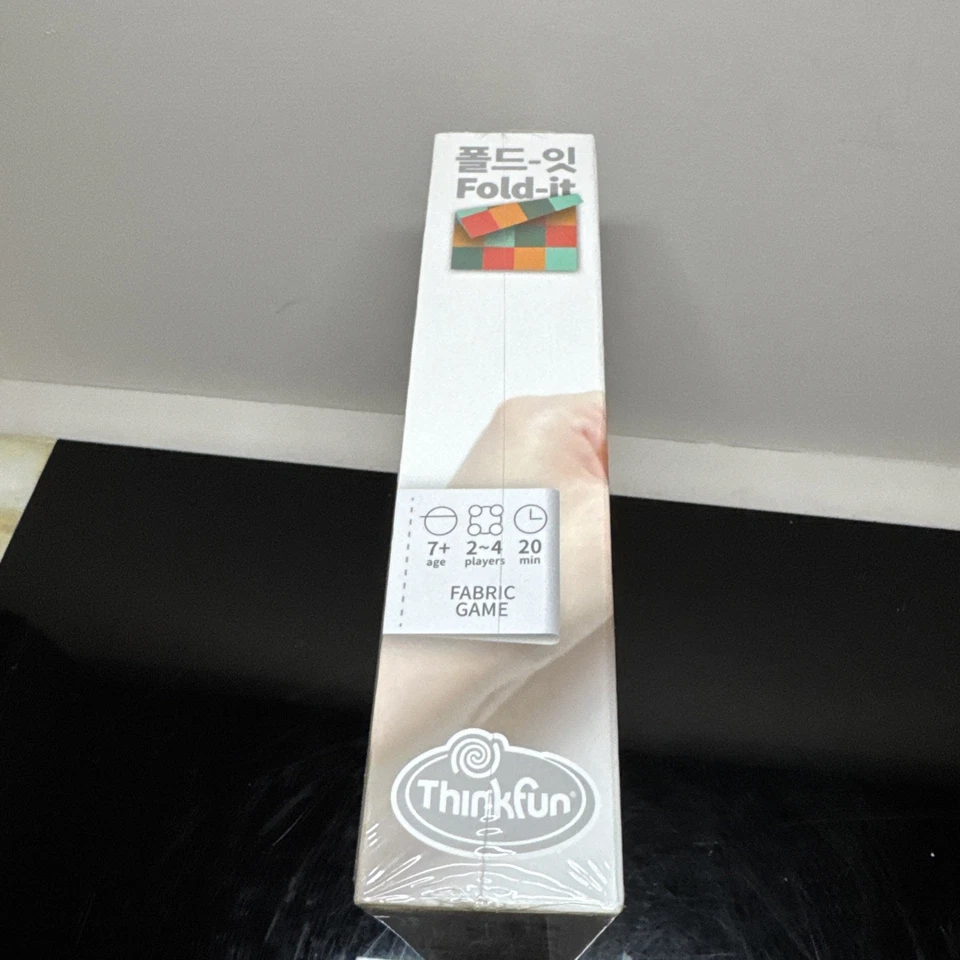 Fold-It by Thinkfun - BRAND NEW - SEALED BOX - Brainteaser Challenge Fabric Game - Image 3 of 4