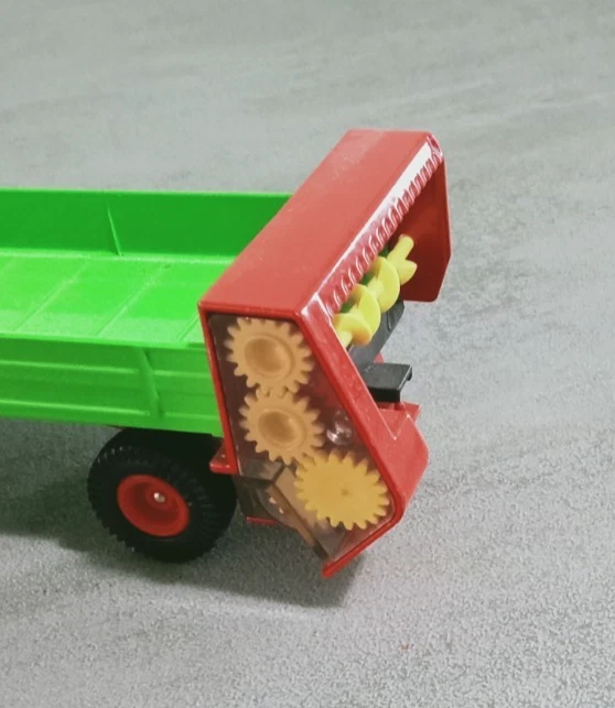 SIKU 1:32 - SPANDILETAME - Immagine 4 di 4