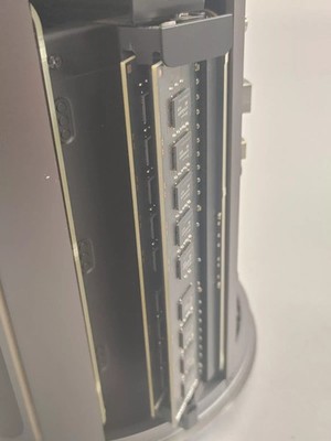 Apple Mac Pro 2013 4-Core Xeon 3.7GHz 12GB RAM 256GB SSD – ME253LL