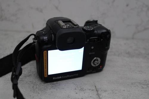 Kodak EasyShare P712 Black 7.1MP Digital Camera TESTED WORKING - Picture 15 of 17