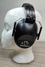Walkers Earmuffs Black T19