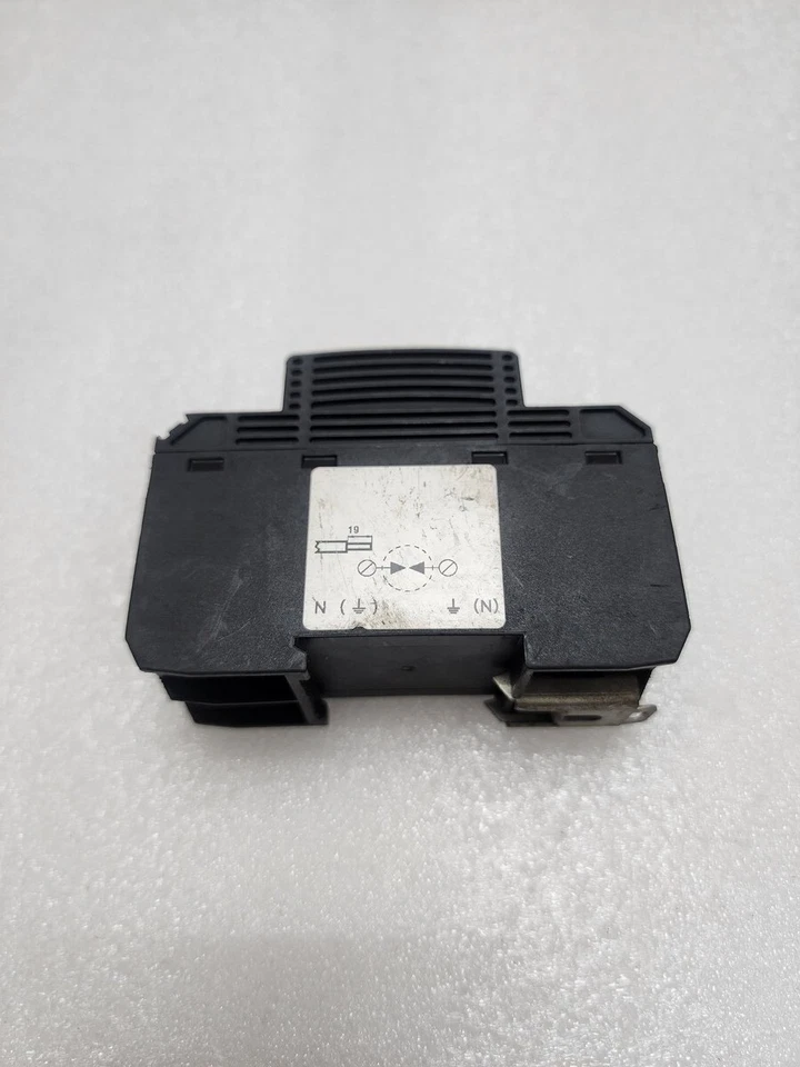 PHOENIX CONTACT FLT 100 N/PE CTRL-1.5 LIGHTNING ARRESTER 2856388 I/B/T1 W-168 - Image 4 of 4