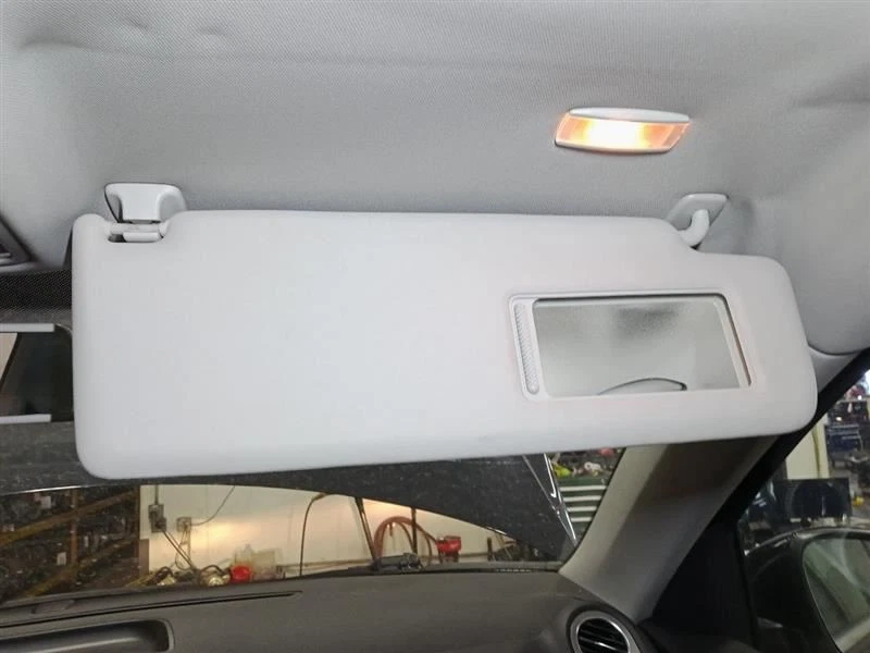 Rh Passenger Side Sun Visor Sunvisor 2010 Tiguan Sku 3638628