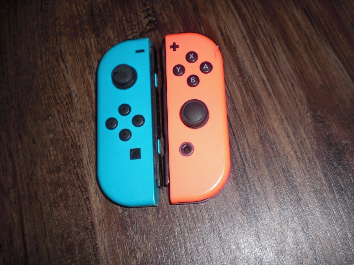 OEM Nintendo Switch Joy Con Pair Blue Red AUTHENTIC GENUINE L R