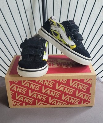 Kid sneakers, Color Flames, Van's Old School size 7 US
