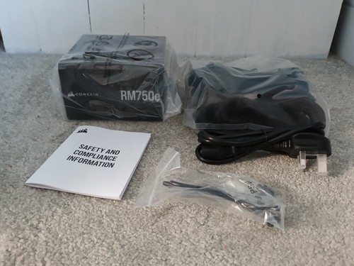 Alimentation ATX modulaire à faible bruit Corsair RMe Series RM750e 750 W - Photo 7/9
