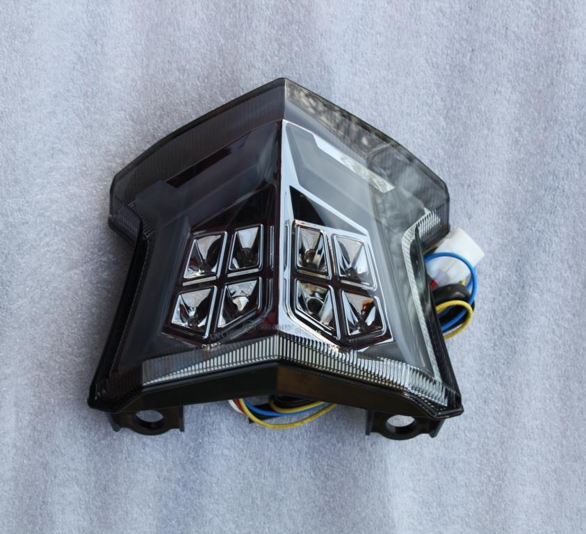 Feu LED clignotants intégrés Kawasaki Z650 Z900 pour supprimer les clignotants d'origine fumé