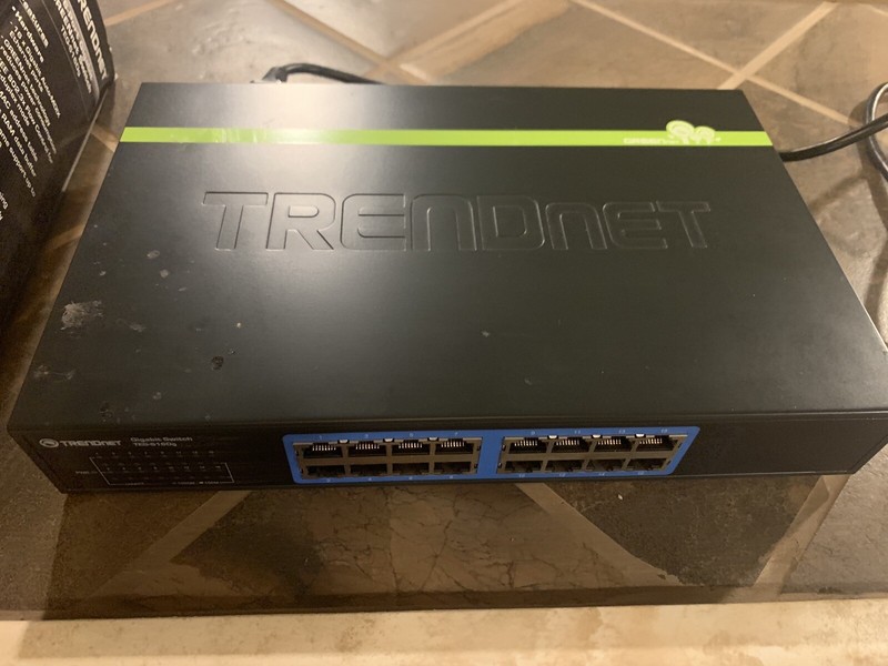 TRENDnet  TEG (TEG-S16Dg) 16-Ports External Switch