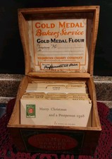 Antique Gold Medal Flour Wooden Box WITH ORIG...