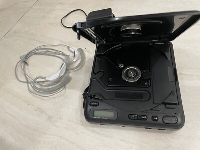 Vintage SONY Discman Personal CD player D-11 Walkman With Charger