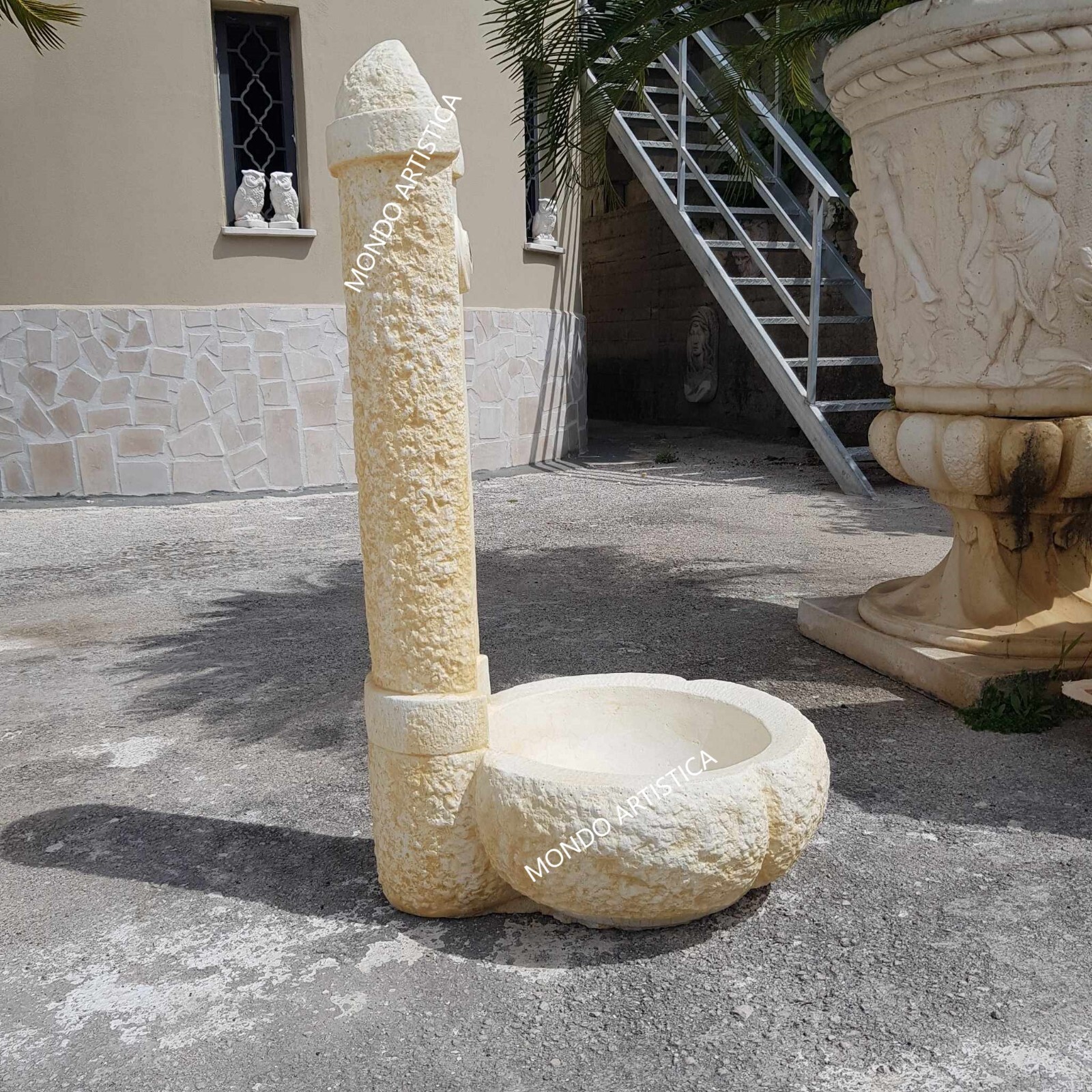 Foto 5 di 16