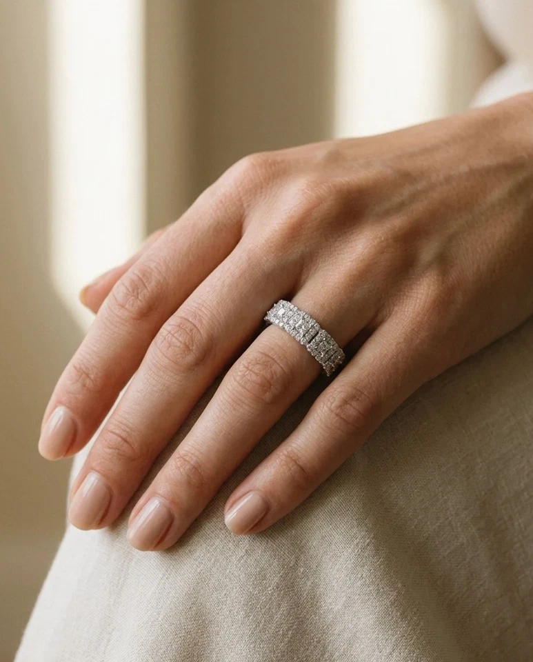 Princess Cut Diamant Square Halo Band 14K Weißgold Ring 0.75 CTW - Bild 1 von 4