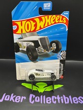 Hot Wheels 2026 White '33 Ford Lo Boy 119/250 Rod Squad 3/10 L Case