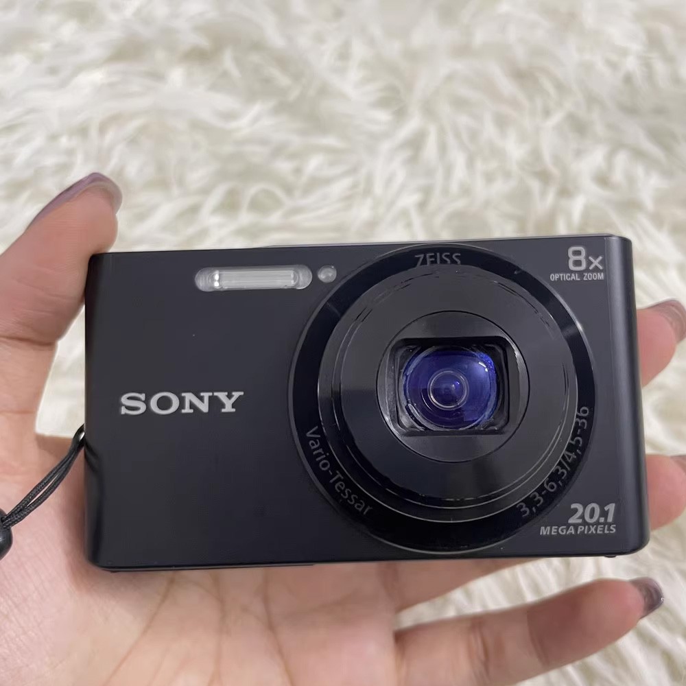 Sony DSC-W830 CyberShot 20.1MP Digital Camera 8x Zoom w/Battery/SD