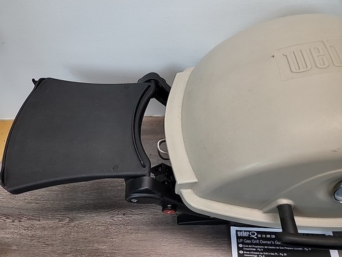 Weber Q 120 Portable LP Gas Grill + 2 Propane Tanks - Picture 5 of 11