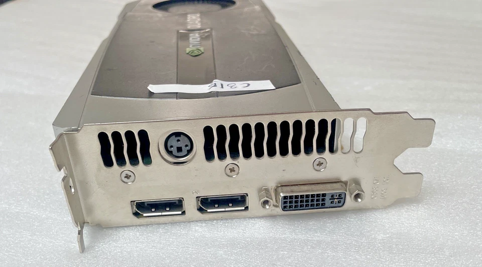 PNY Nvidia Quadro 5000 2.5GB GDDR5 PCIe Video Graphics Card - Image 2 of 4