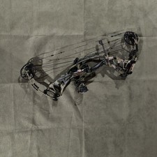 Hoyt RX-3 Ultra Redwrx Right Hand, Rest, Sight,  No Quiver 