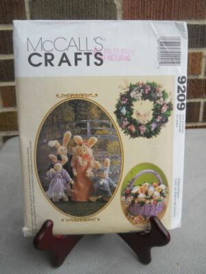 McCALL'S CRAFTS PATTERN #9209..EASTER BUNNY FAMILY UNCUT/FF