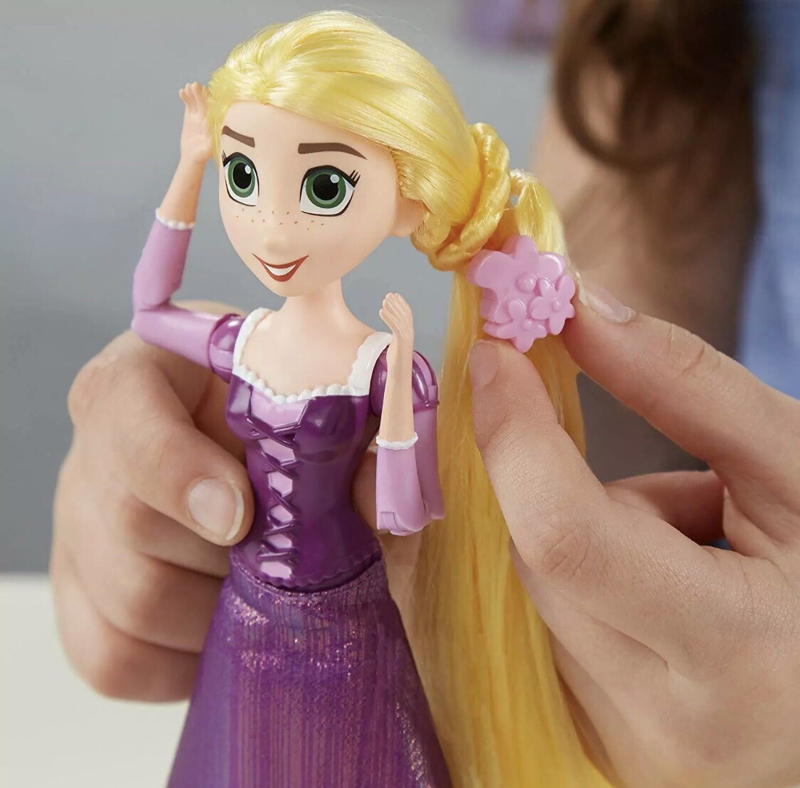 ぬいぐるみ Rapunzel doll Disney Store Tangled Rapunzel Stuffed Plush Doll With Purple