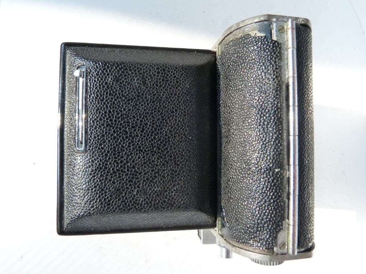 VINTAGE Minolta Konan Flicker 6X4.5 Camera w/Chiyoko PROMARS II 75